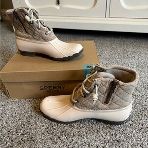 Sperry Saltwater Quilt Wool Oyster Beige Cream Brown Quilted Boots Women’s 9.5